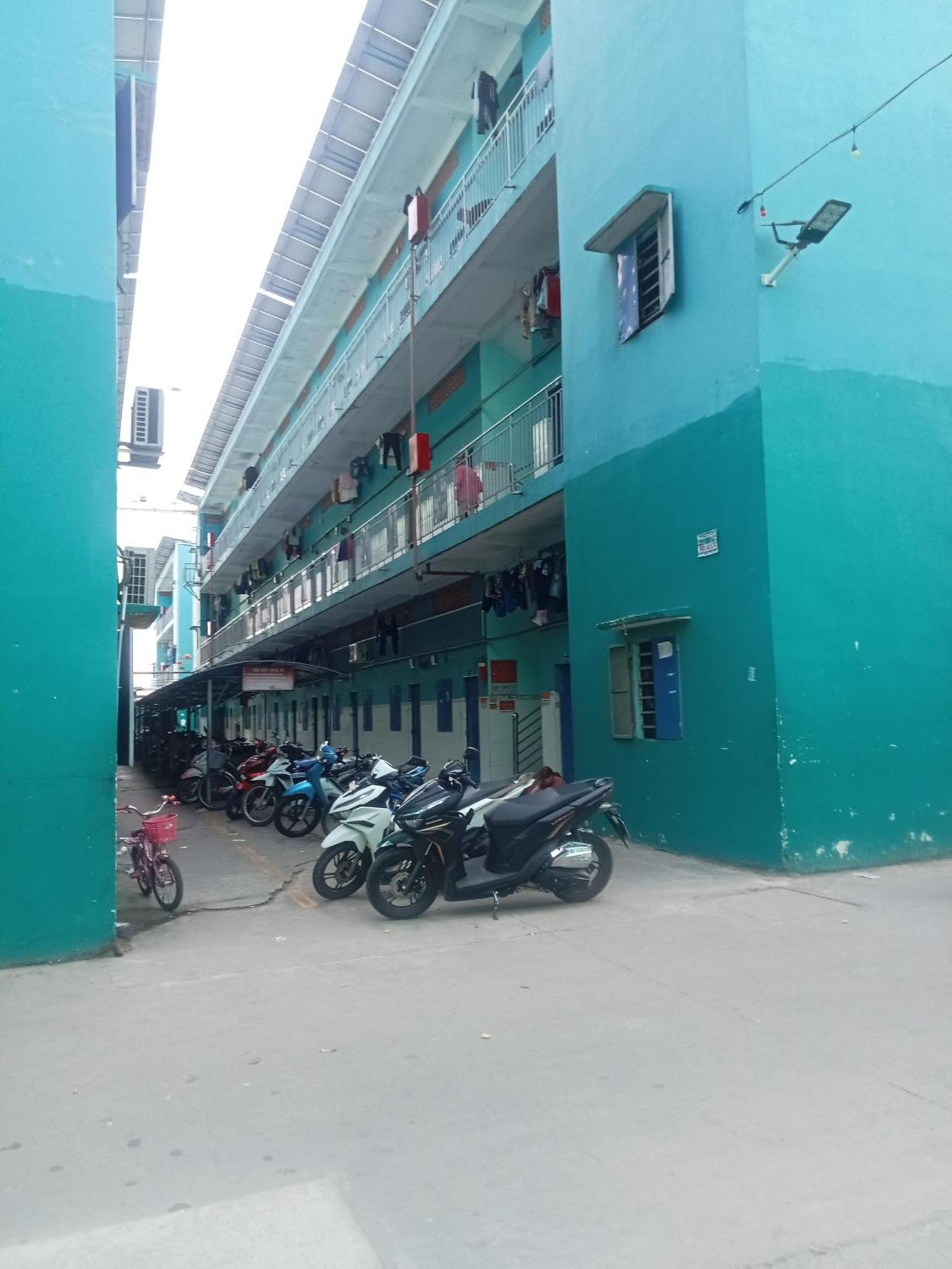 Xom Ben San Cu Xa Hung Loi旅舍 外观 照片